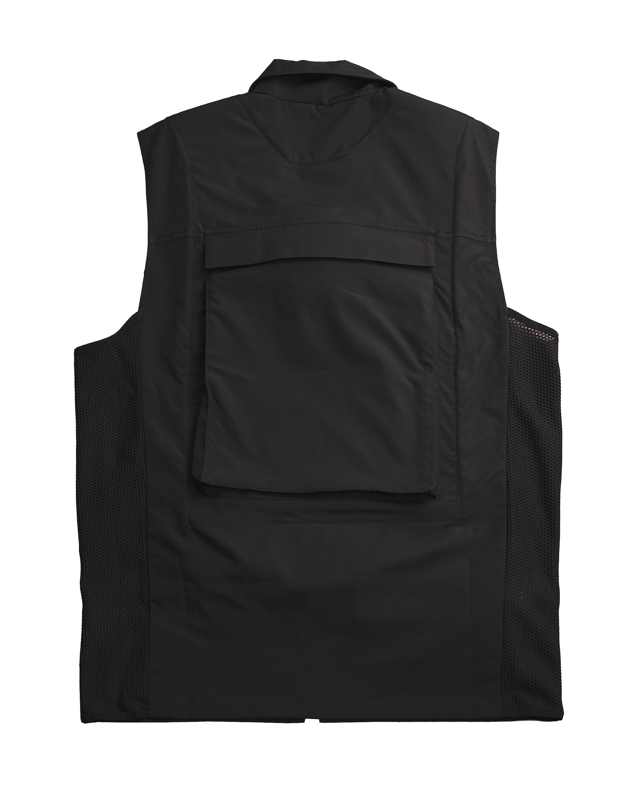 モバイルバッテリーで動く、涼感水冷ベスト DCV-200