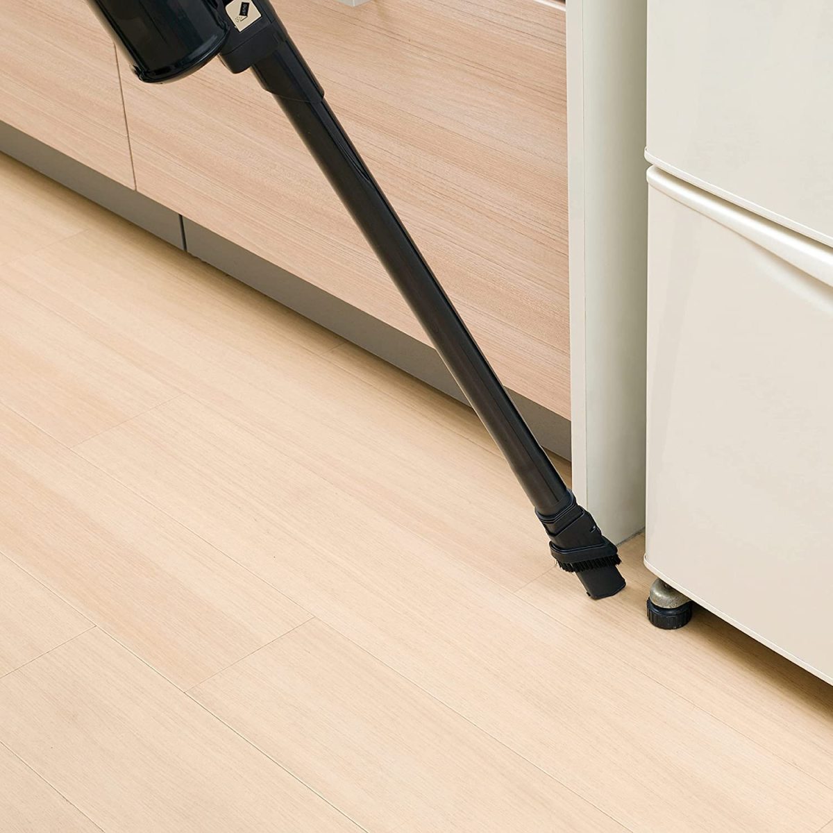 CCP コード式 スリム クリーナー ブラック CM-AC98-BK