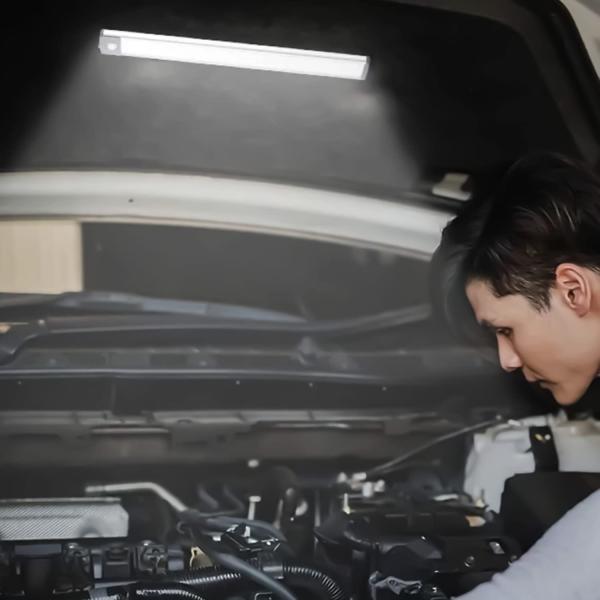 トレードワン 人感センサーモード搭載 USB充電式 LEDマグネットライトバー シルバー 30714